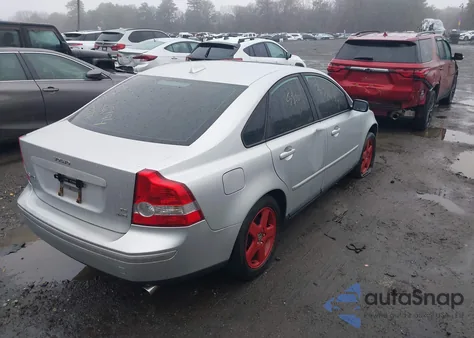2006 Volvo S40 T5 from USA, damaged, VIN YV1MH682062172653